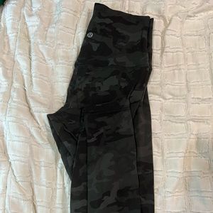 Lululemon nulu camo full length legging